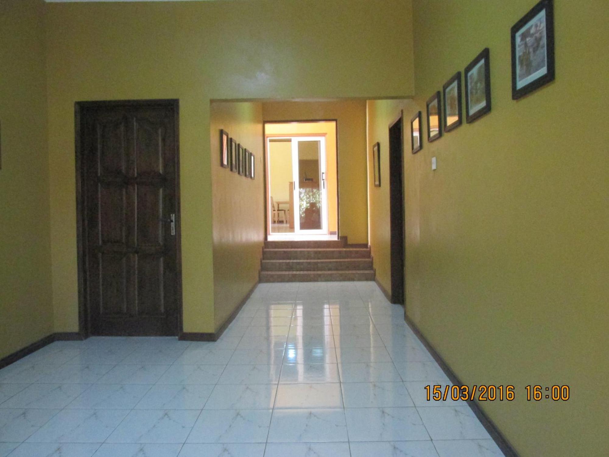 Botianaw Jamaica Inn Guest House מראה חיצוני תמונה