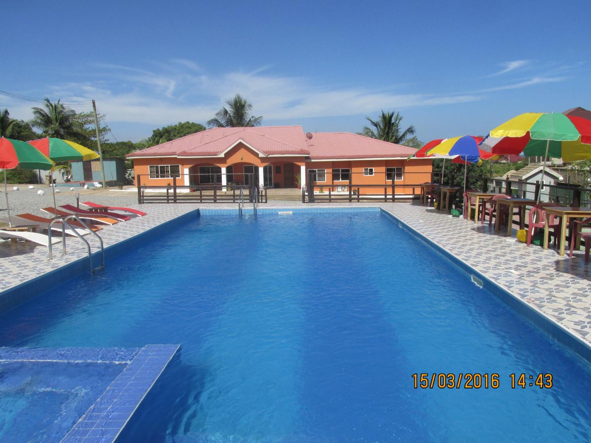 Botianaw Jamaica Inn Guest House מראה חיצוני תמונה